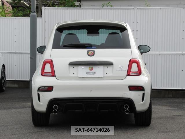 Abarth 695 2024-01 353178-5