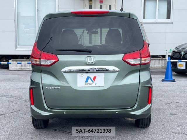 Honda FREED 2022-10 302959-16