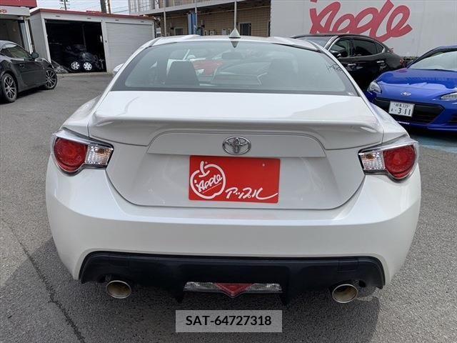 Toyota 86 2012-07 211841-5