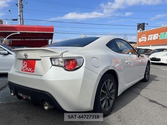 Toyota 86 2012-07 211841-4