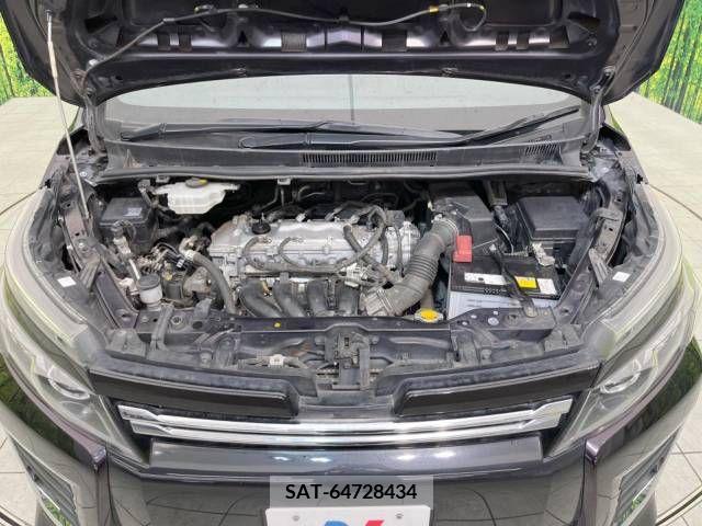 Toyota VOXY 2014-03 289196-19