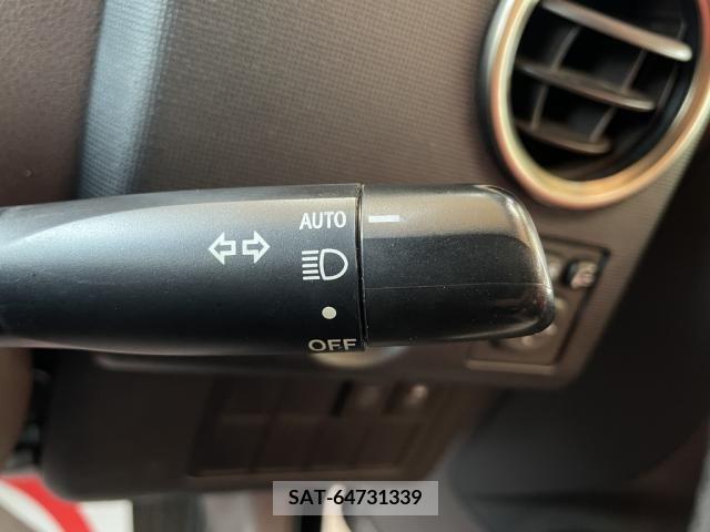 Toyota SPADE 2012-09 350454-26