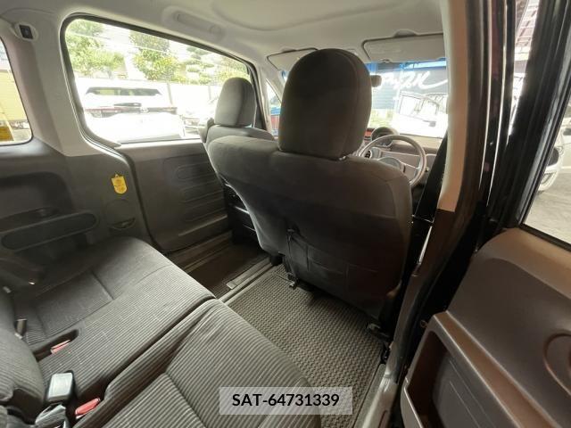Toyota SPADE 2012-09 350454-21