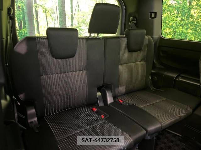Toyota VOXY 2018-10 321584-14