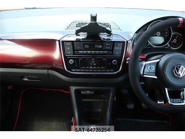 VolksWagen UP! 2020-01 289665-7