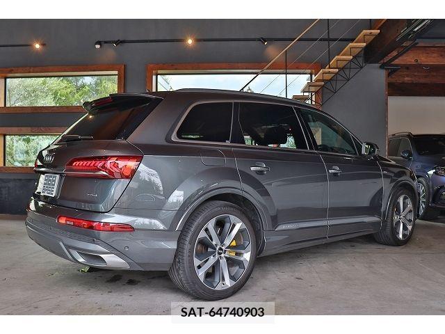 Audi Q7 2020-10 356613-5