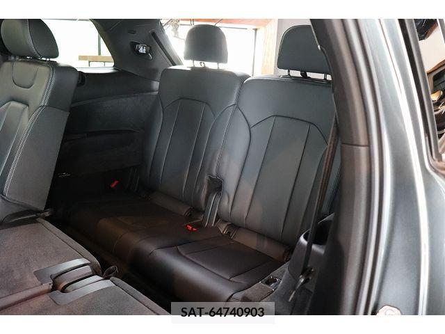 Audi Q7 2020-10 356613-16