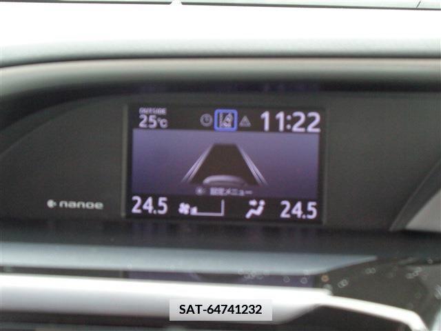 Toyota VOXY 2021-03 383242-28