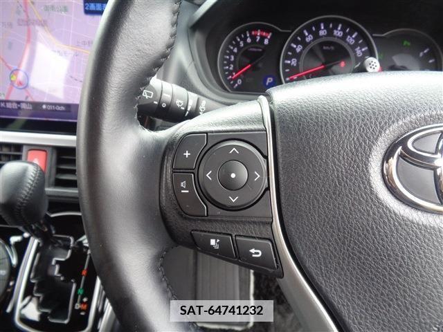 Toyota VOXY 2021-03 383242-25