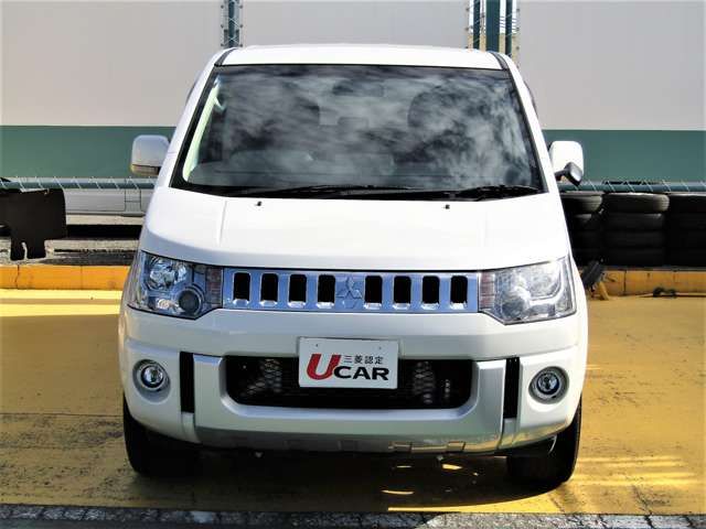 Mitsubishi DELICA D5 2016-08 185882-3