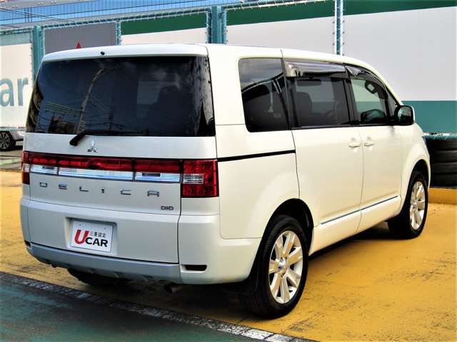 Mitsubishi DELICA D5 2016-08 185882-6