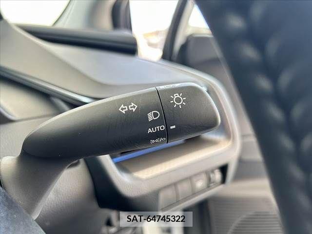 Toyota PRIUS 2023-02 366360-27