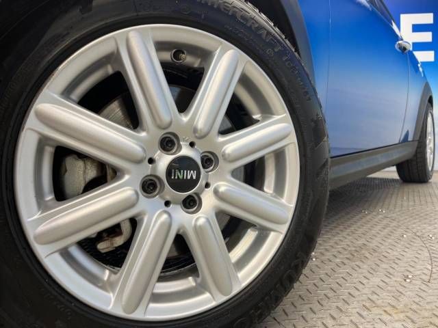 Bmw MINI 2011-01 183987-14