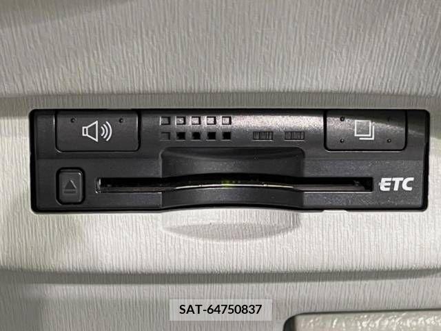 Toyota PRIUS 2012-02 366354-4