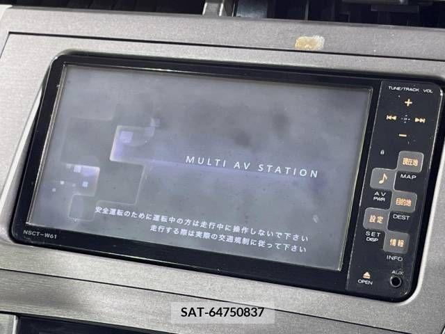 Toyota PRIUS 2012-02 366354-3