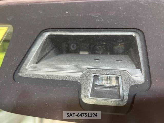 Suzuki SPACIA 2018-03 243215-3