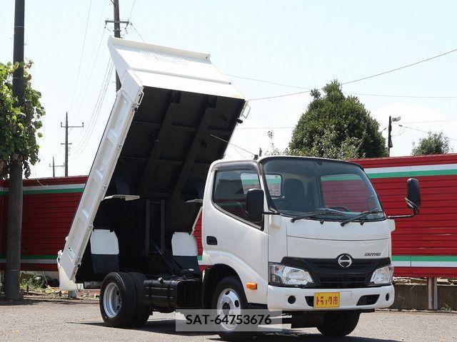 Hino DUTRO 2017-09 359483-16
