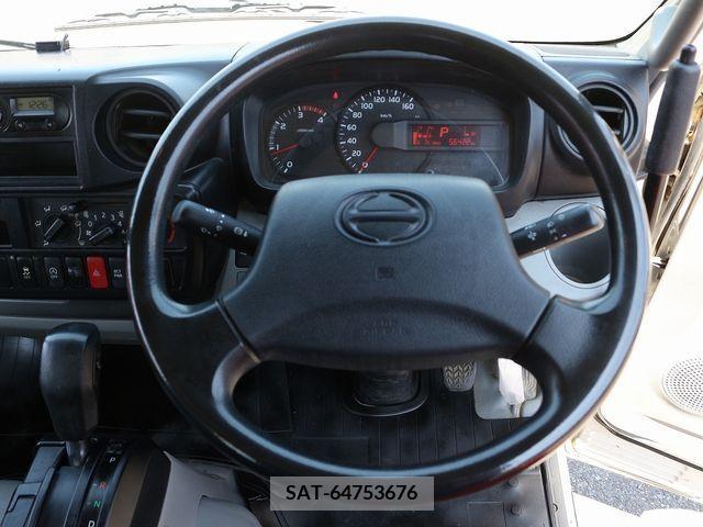 Hino DUTRO 2017-09 359483-25