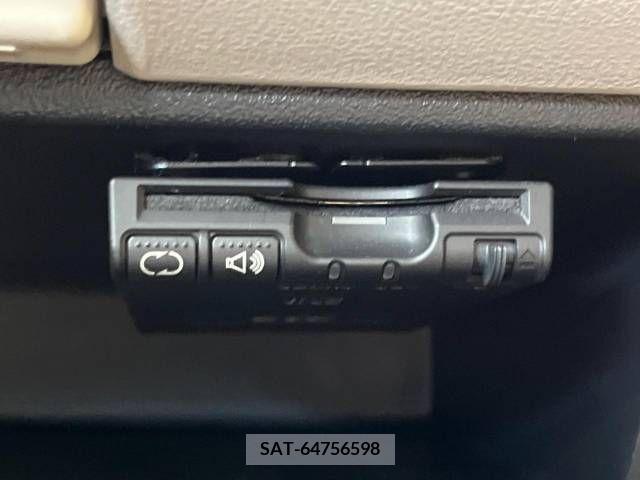 Nissan MARCH 2012-06 326819-5