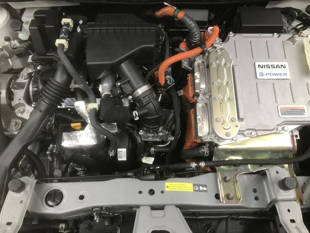Nissan KICKS 2020-10 186633-29