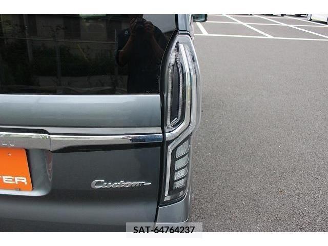 Honda N BOX CUSTOM 2018-12 279298-10