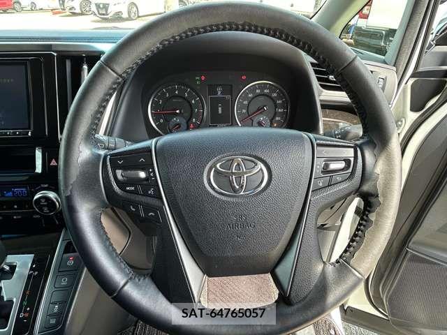 Toyota VELLFIRE 2016-10 288143-18