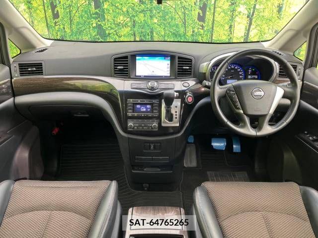 Nissan ELGRAND 2012-03 359687-1