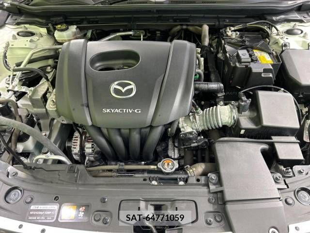 Mazda MAZDA3 2019-07 221208-17