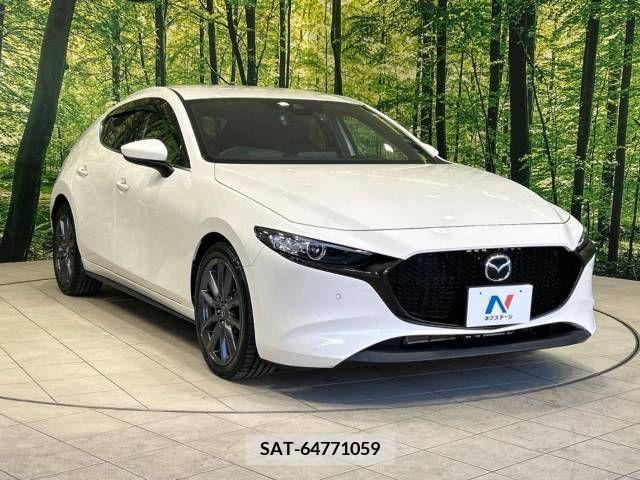 Mazda MAZDA3 2019-07 221208-15