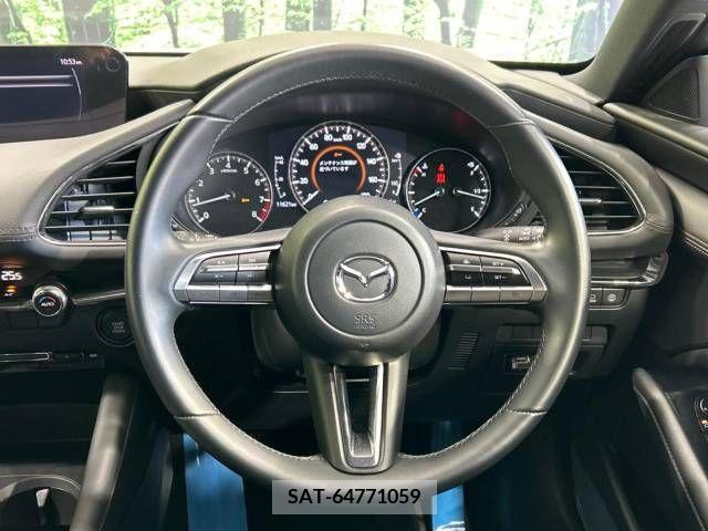 Mazda MAZDA3 2019-07 221208-10