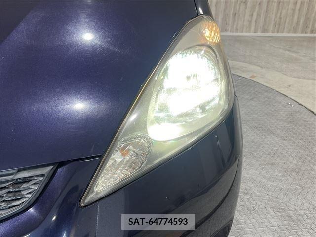 Honda FIT 2009-12 382608-9
