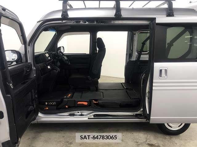 Honda N-VAN 2019-05 393048-6