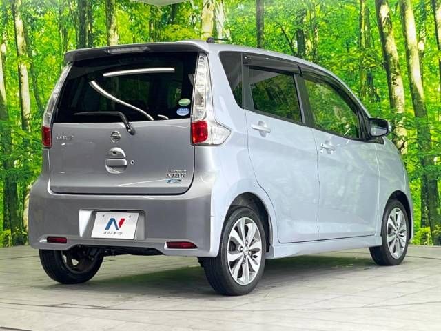 Nissan DAYZ 2014-03 183844-17