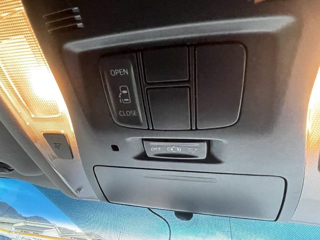 Toyota ALPHARD 2016-06 190594-21