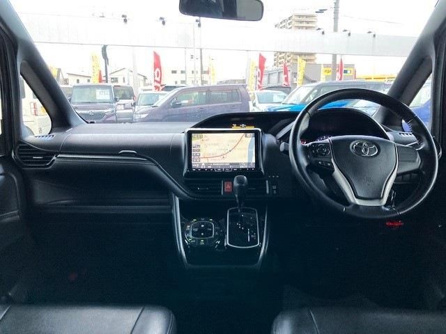 Toyota ESQUIRE 2015-05 9743-9