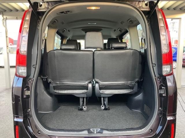 Toyota ESQUIRE 2015-05 9743-24