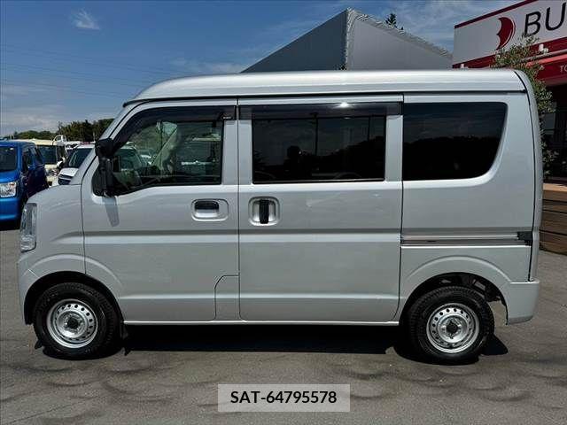 Suzuki EVERY 2018-04 297450-10