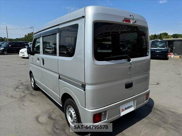 Suzuki EVERY 2018-04 297450-12