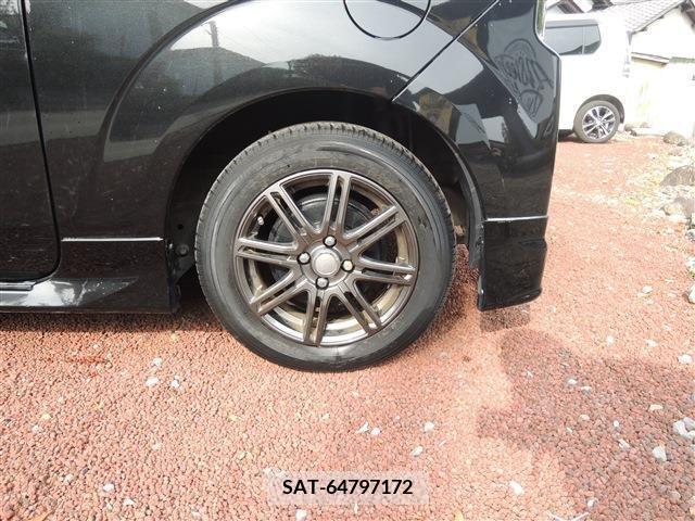 Toyota SPADE 2013-05 375583-9