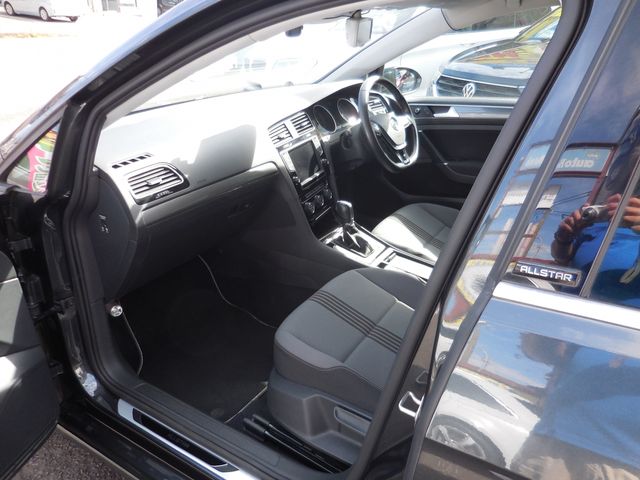 VolksWagen GOLF VARIANT 2016-07 15869-9
