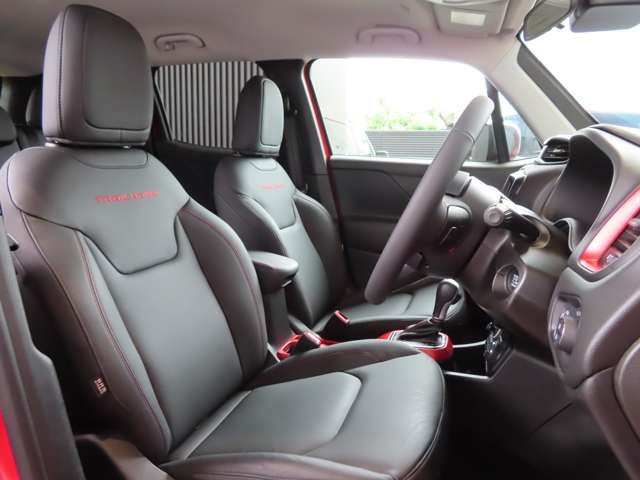Jeep RENEGADE 2022-09 27945-11