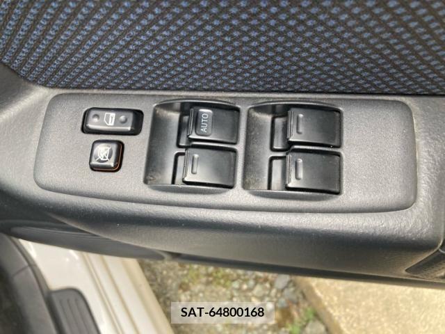 Toyota BB 2003-07 389518-15