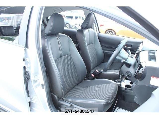 Toyota AQUA 2018-08 348939-12