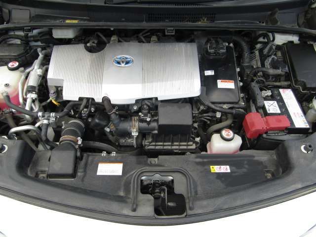 Toyota PRIUS PHV 2017-09 11337-15