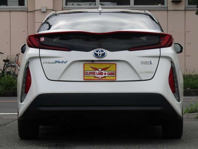 Toyota PRIUS PHV 2017-09 11337-2