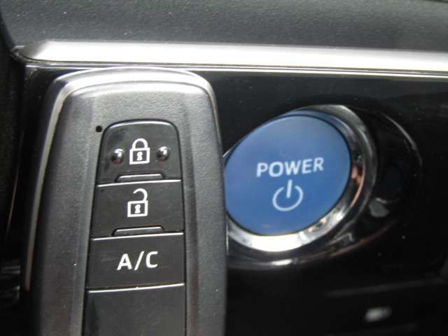 Toyota PRIUS PHV 2017-09 11337-7