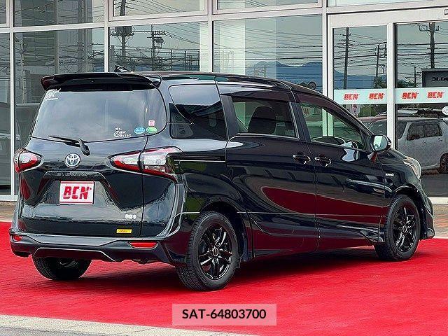 Toyota SIENTA 2015-11 314423-2