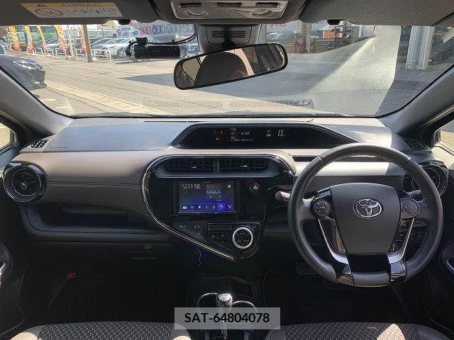 Toyota AQUA 2019-03 215783-1