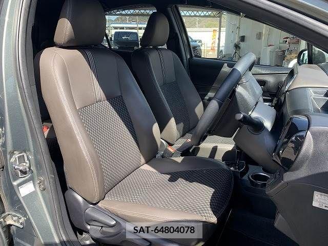 Toyota AQUA 2019-03 215783-10
