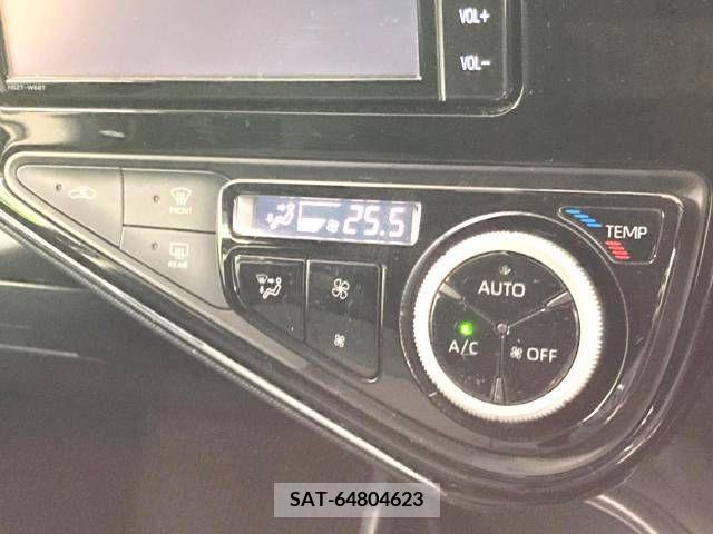 Toyota AQUA 2018-12 217326-4
